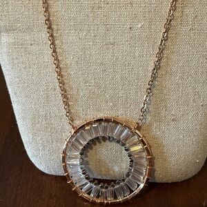 Circular jeweled necklace